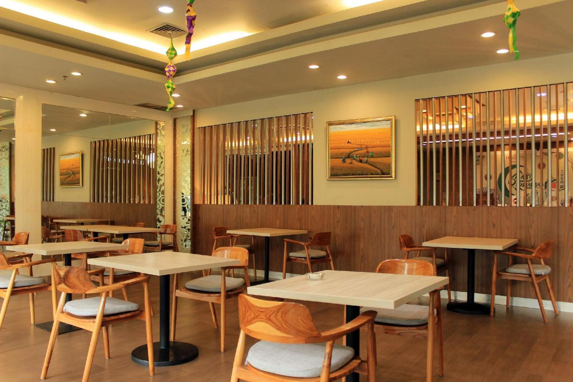 Hotel Swiss-Belexpress Jayapura Exterior foto