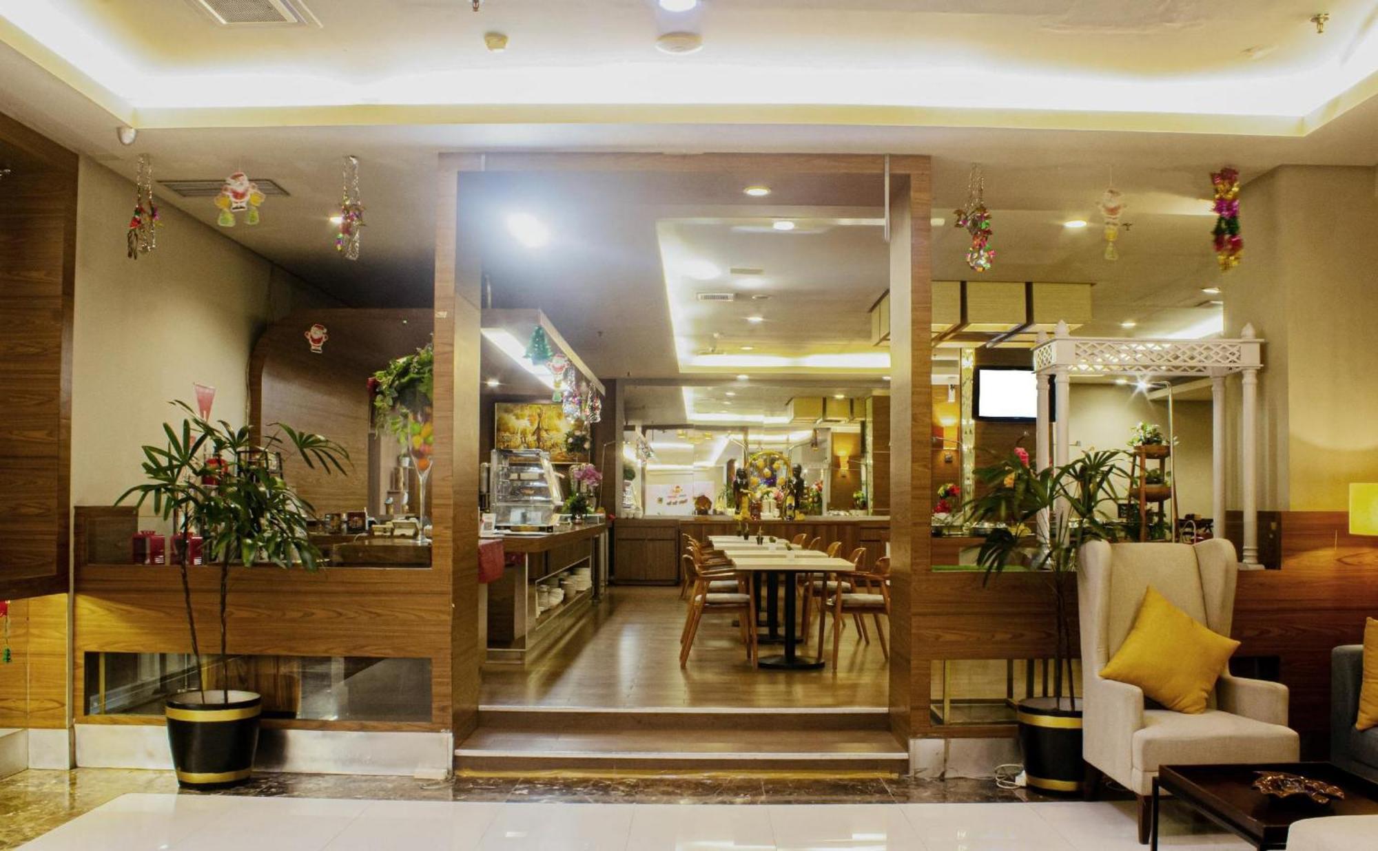 Hotel Swiss-Belexpress Jayapura Exterior foto